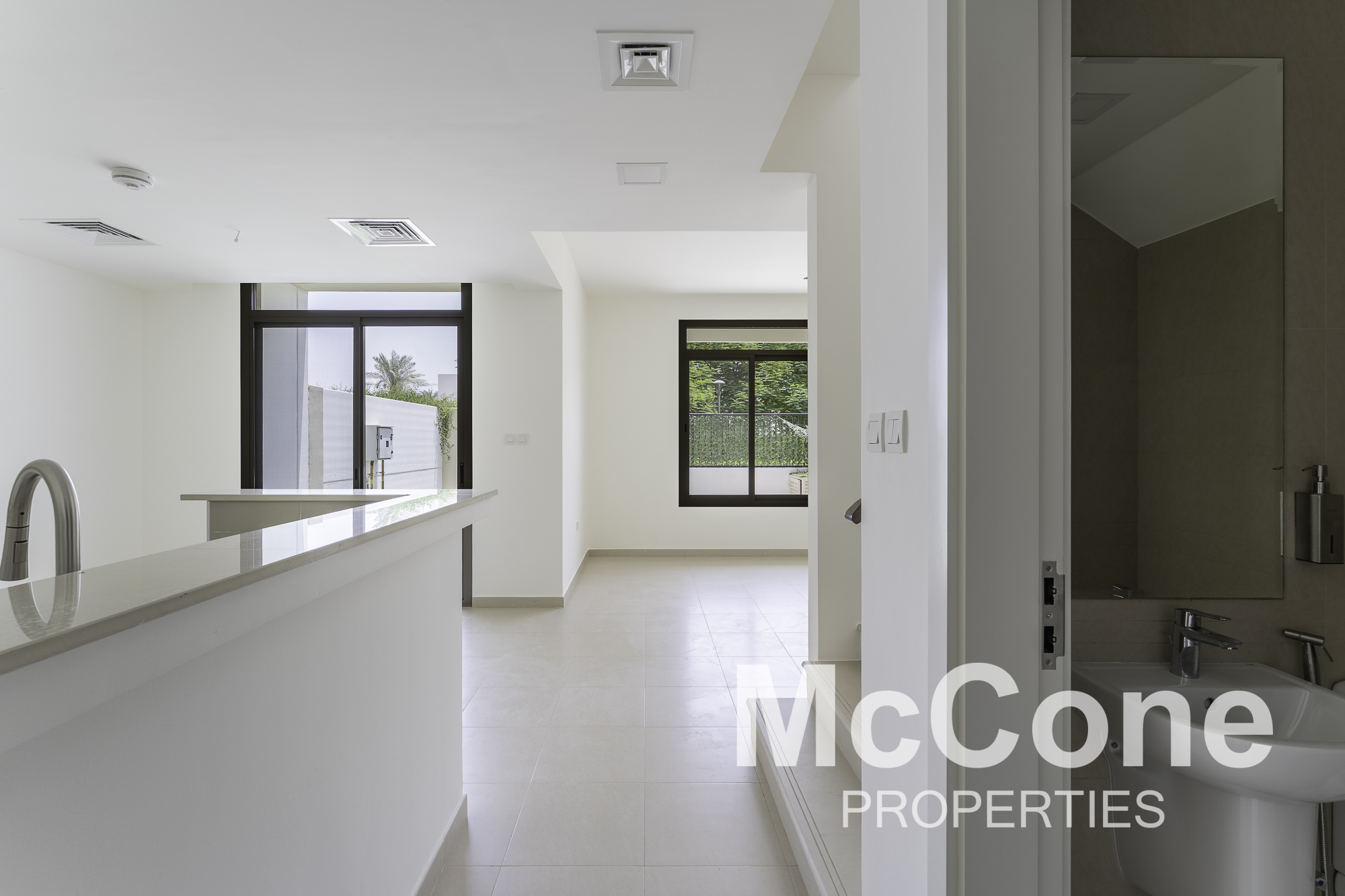 3 Bedroom Townhouse for Rent in Noor Townhouses, Town Square — photo 2 of 30