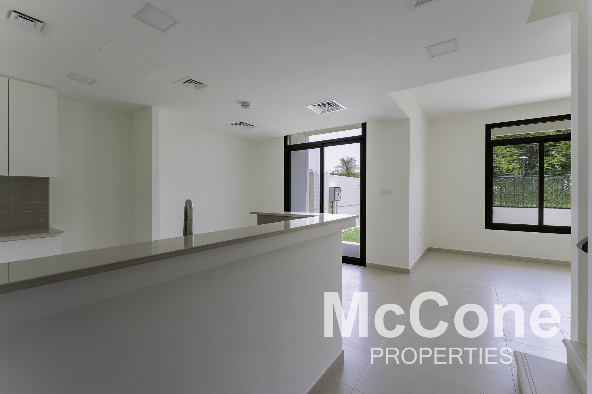 3 Bedroom Townhouse for Rent in Noor Townhouses, Town Square — photo 3 of 30