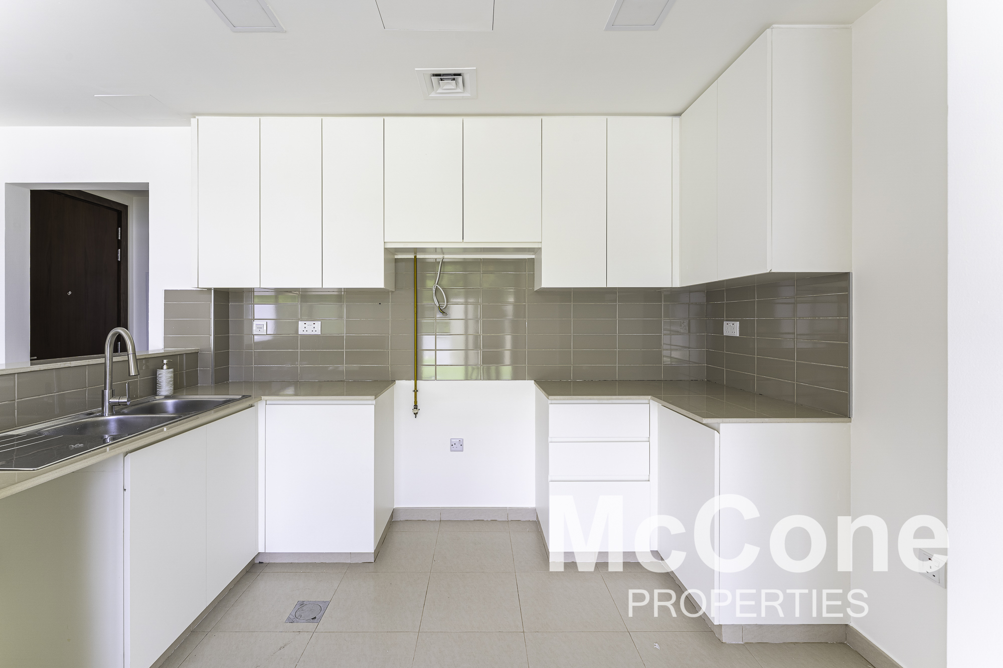 3 Bedroom Townhouse for Rent in Noor Townhouses, Town Square — photo 5 of 30