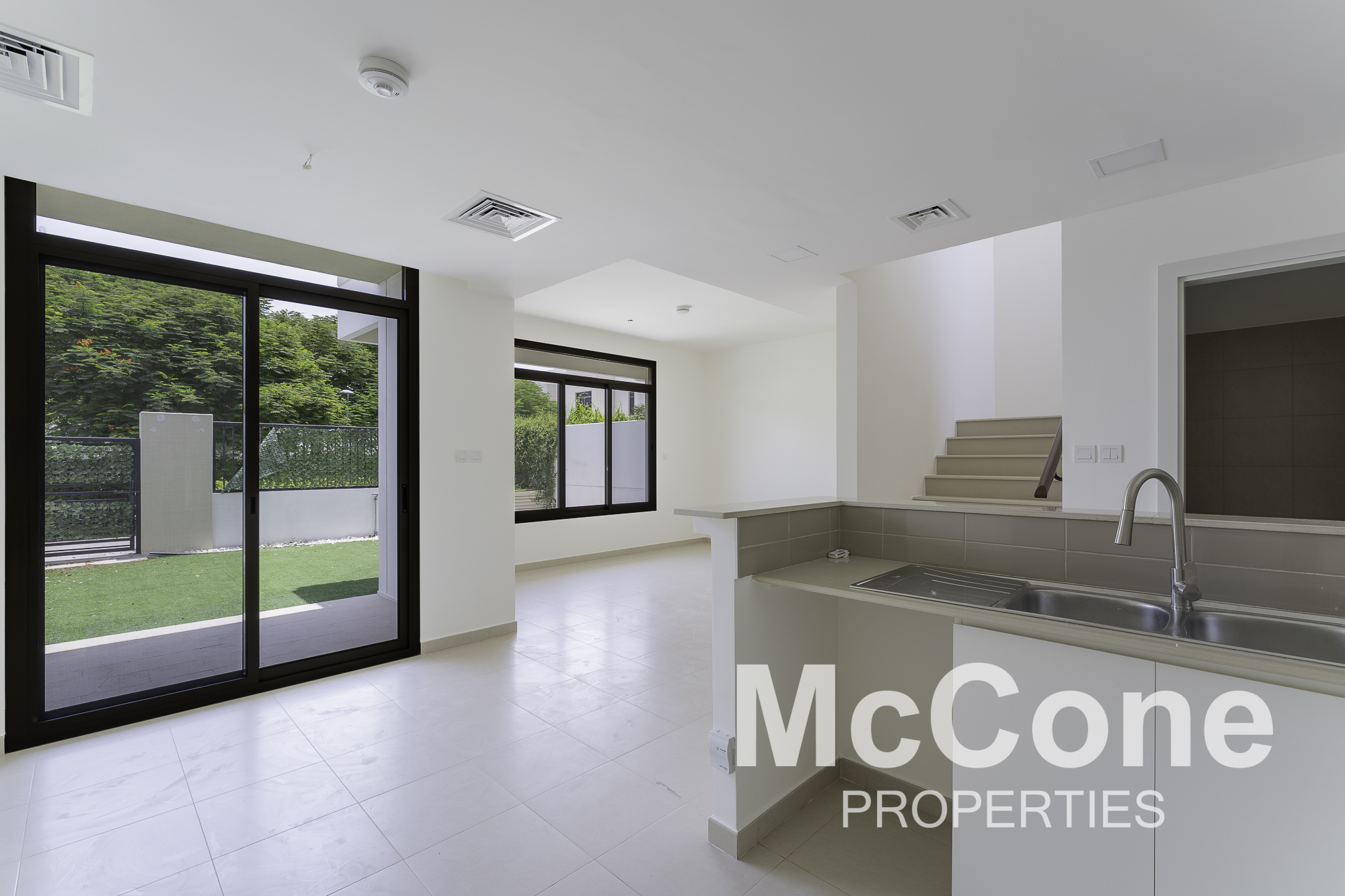 3 Bedroom Townhouse for Rent in Noor Townhouses, Town Square — photo 6 of 30