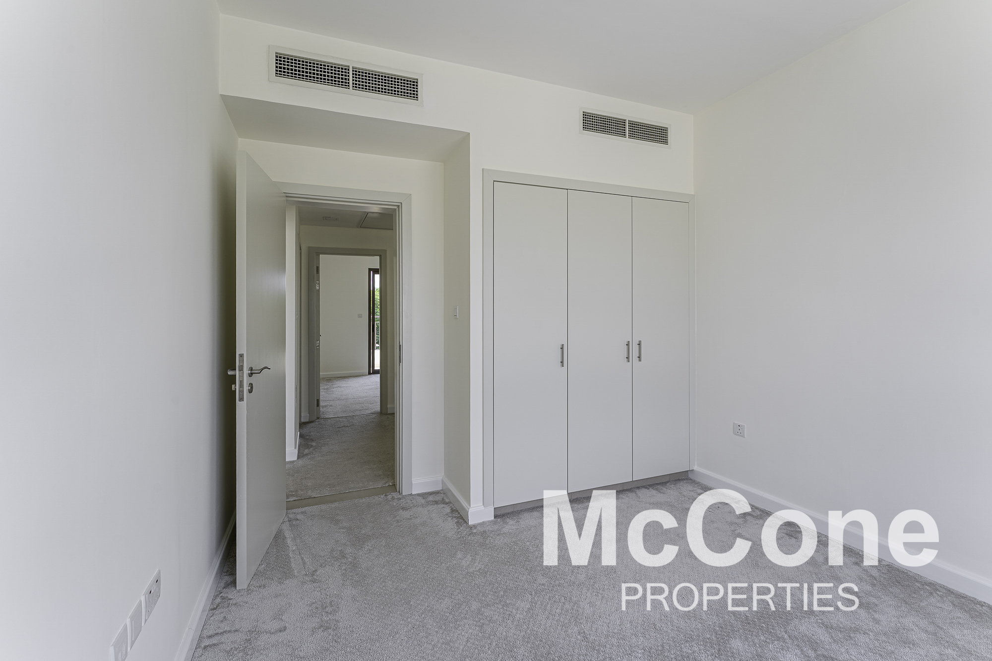 3 Bedroom Townhouse for Rent in Noor Townhouses, Town Square — photograph 16 of 30