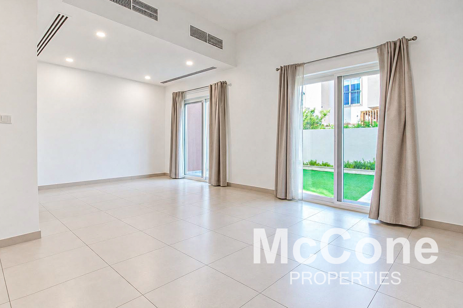 3 Bedroom Villa for Rent in Amaranta 2, Villanova — photo 2 of 10