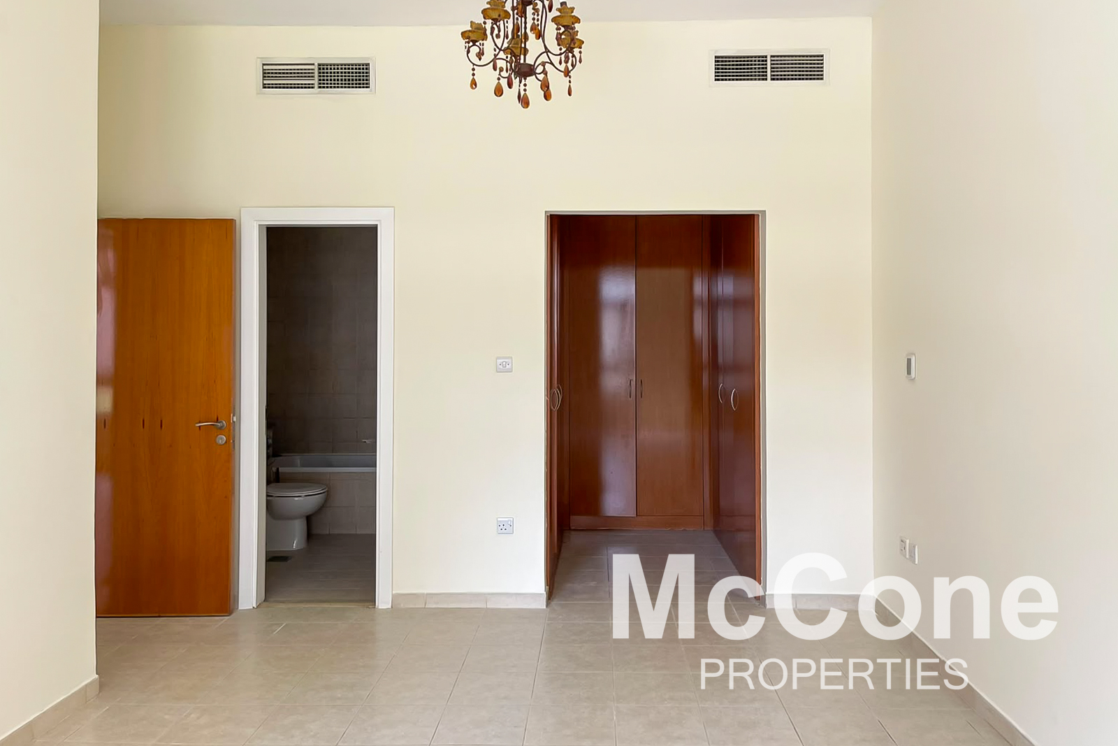 3 Bedroom Apartment for Rent in Al Ghaf 2, Greens — photo 6 of 10