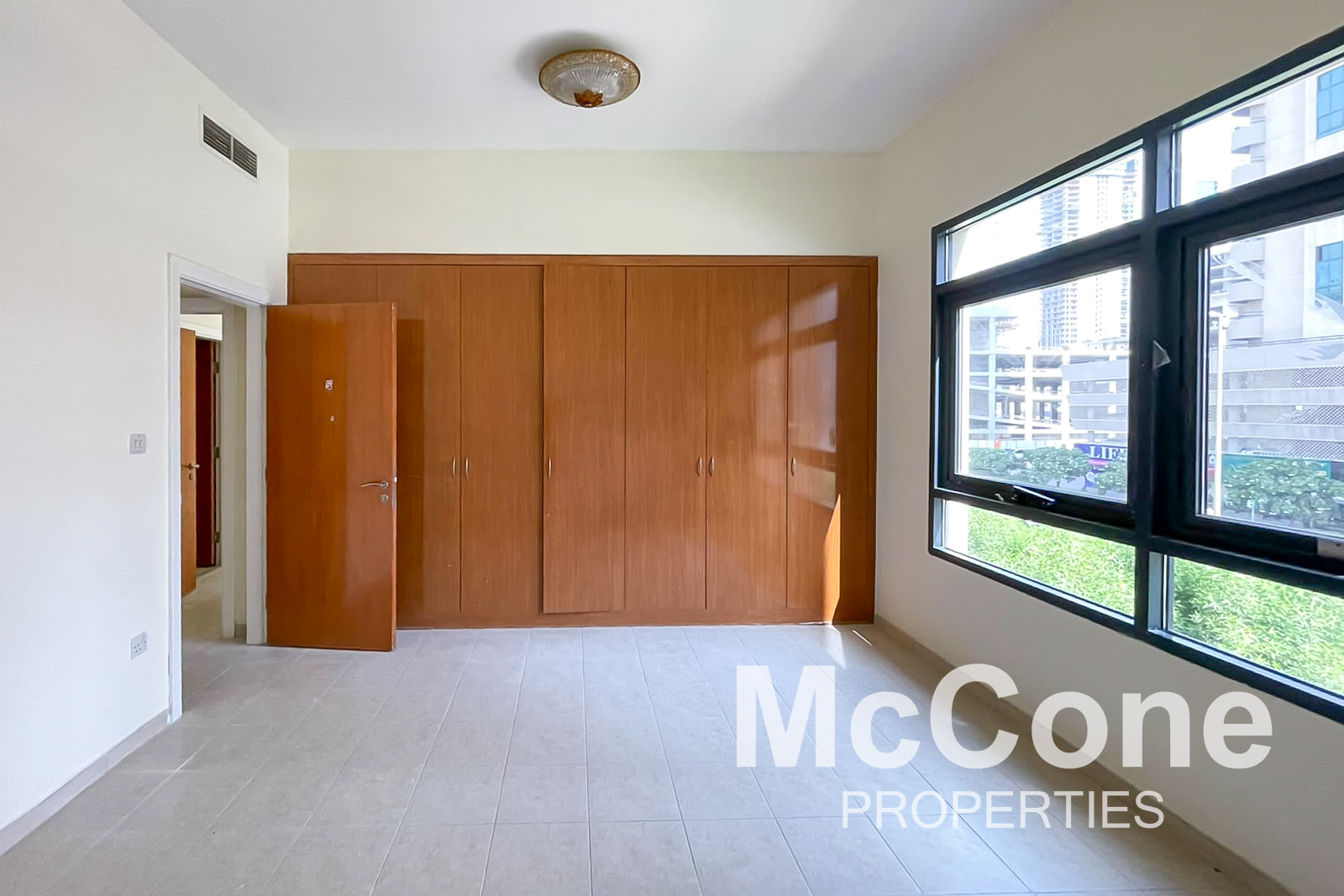 3 Bedroom Apartment for Rent in Al Ghaf 2, Greens — photo 5 of 10