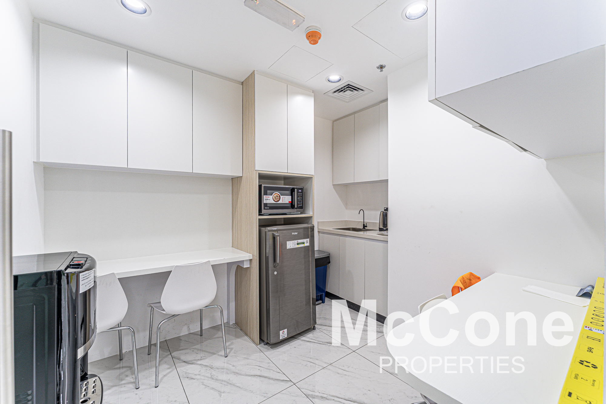Office for Rent in I Rise Tower, Barsha Heights (Tecom) — photo 9 of 15
