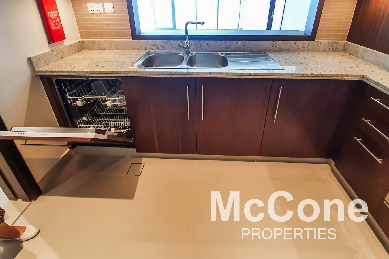 3 Bedroom Apartment for Rent in Boulevard Point, Downtown Dubai — photo 5 of 20