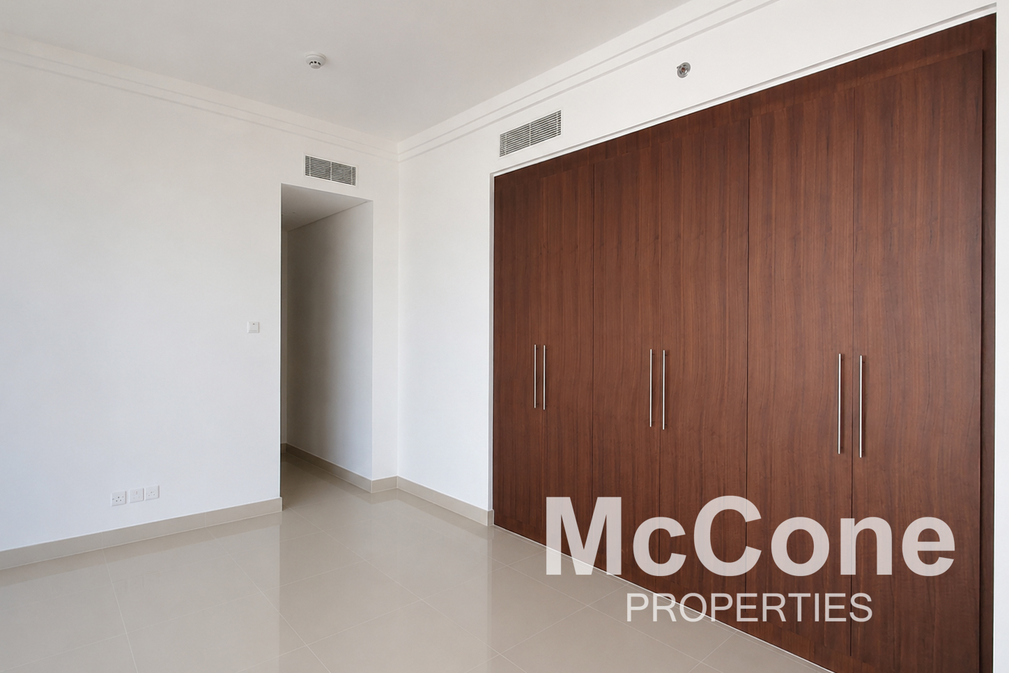 3 Bedroom Apartment for Rent in Boulevard Point, Downtown Dubai — photograph 13 of 20