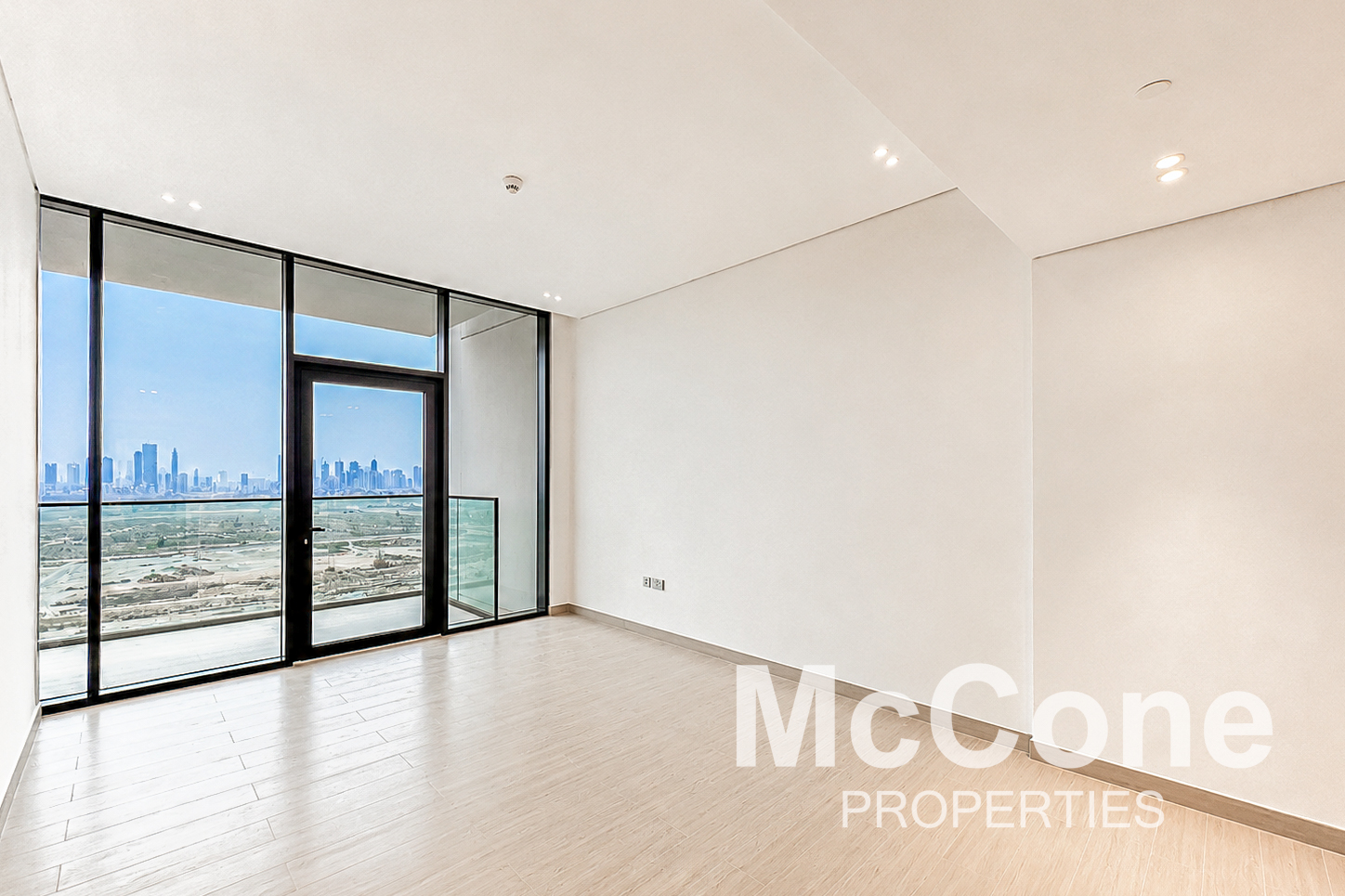 1 Bedroom Apartment for Rent in Binghatti Apex, Jumeirah Village Circle — photo 2 of 16