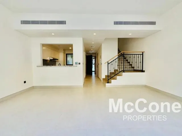 4 Bedroom Villa for Rent in Costa Brava 1, Damac Lagoons