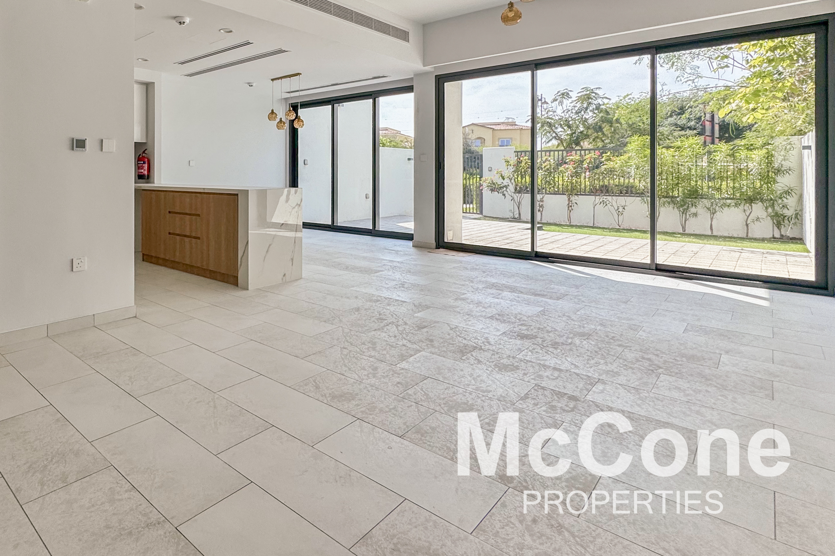 4 Bedroom Villa for Rent in La Rosa 2, Villanova — photo 3 of 17