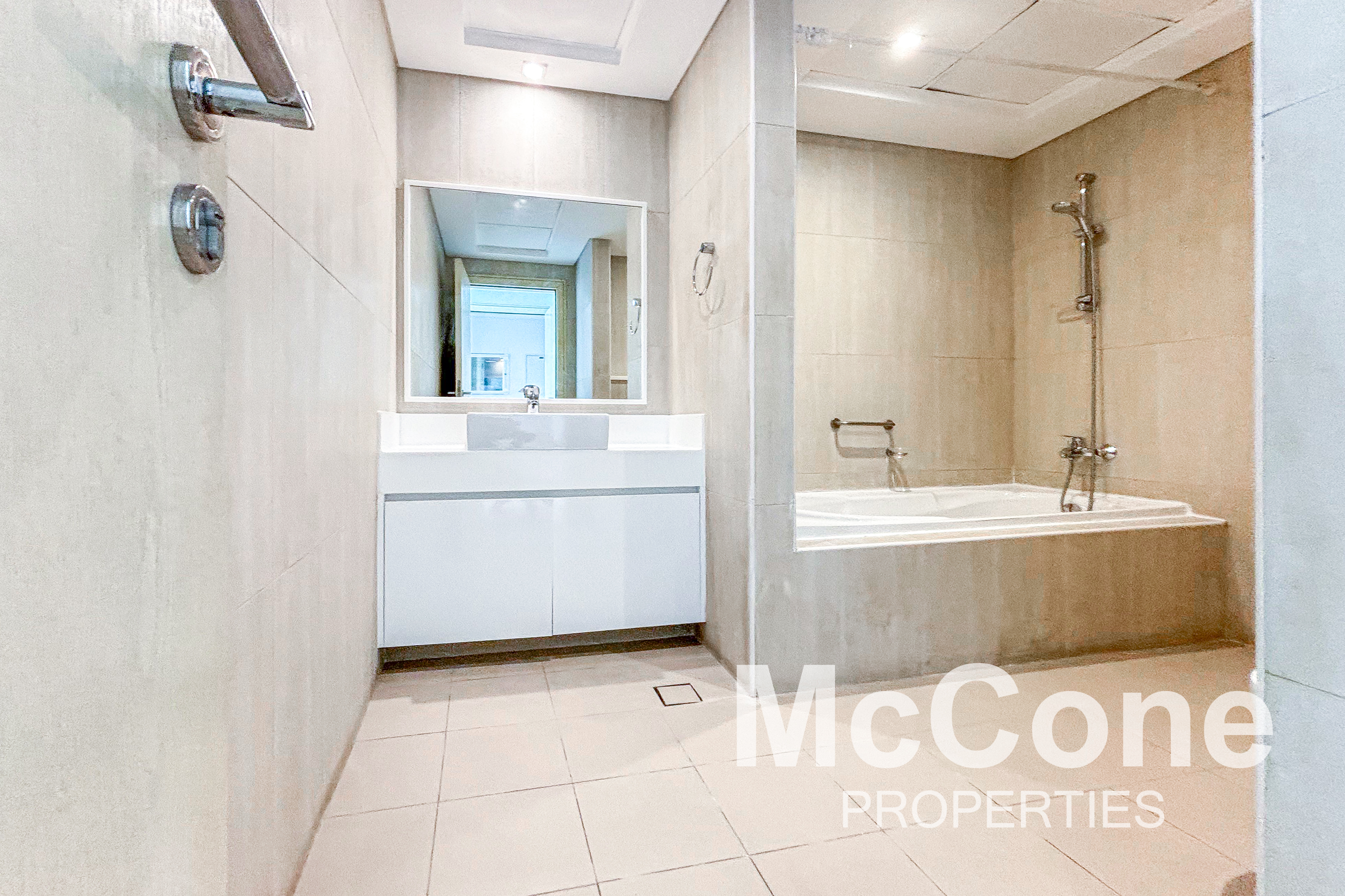1 Bedroom Apartment for Rent in Al Bateen Residences, Jumeirah Beach Residence — photo 7 of 11