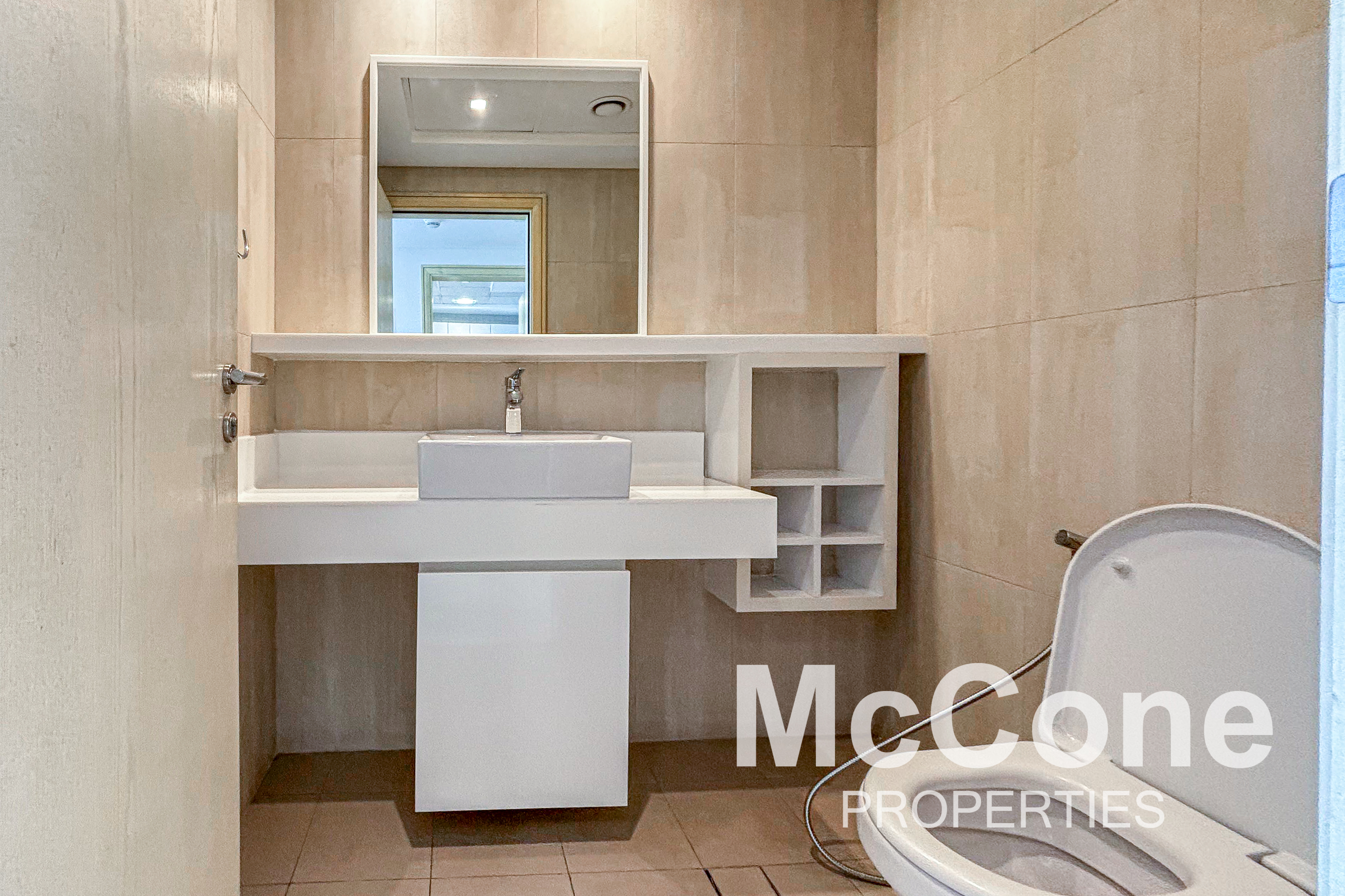 1 Bedroom Apartment for Rent in Al Bateen Residences, Jumeirah Beach Residence — photo 9 of 11