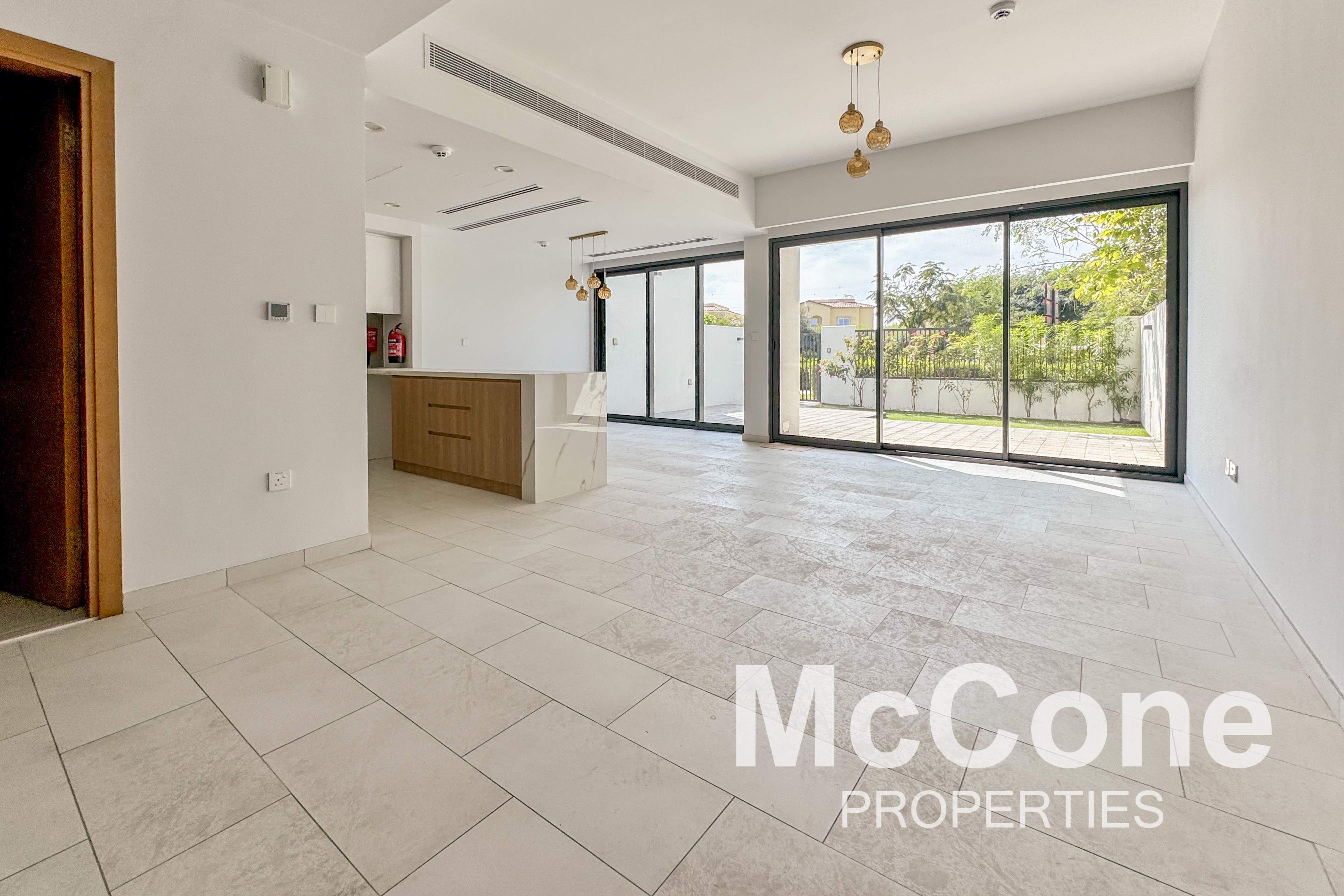 3 Bedroom Villa for Rent in La Rosa 2, Villanova — photo 2 of 17