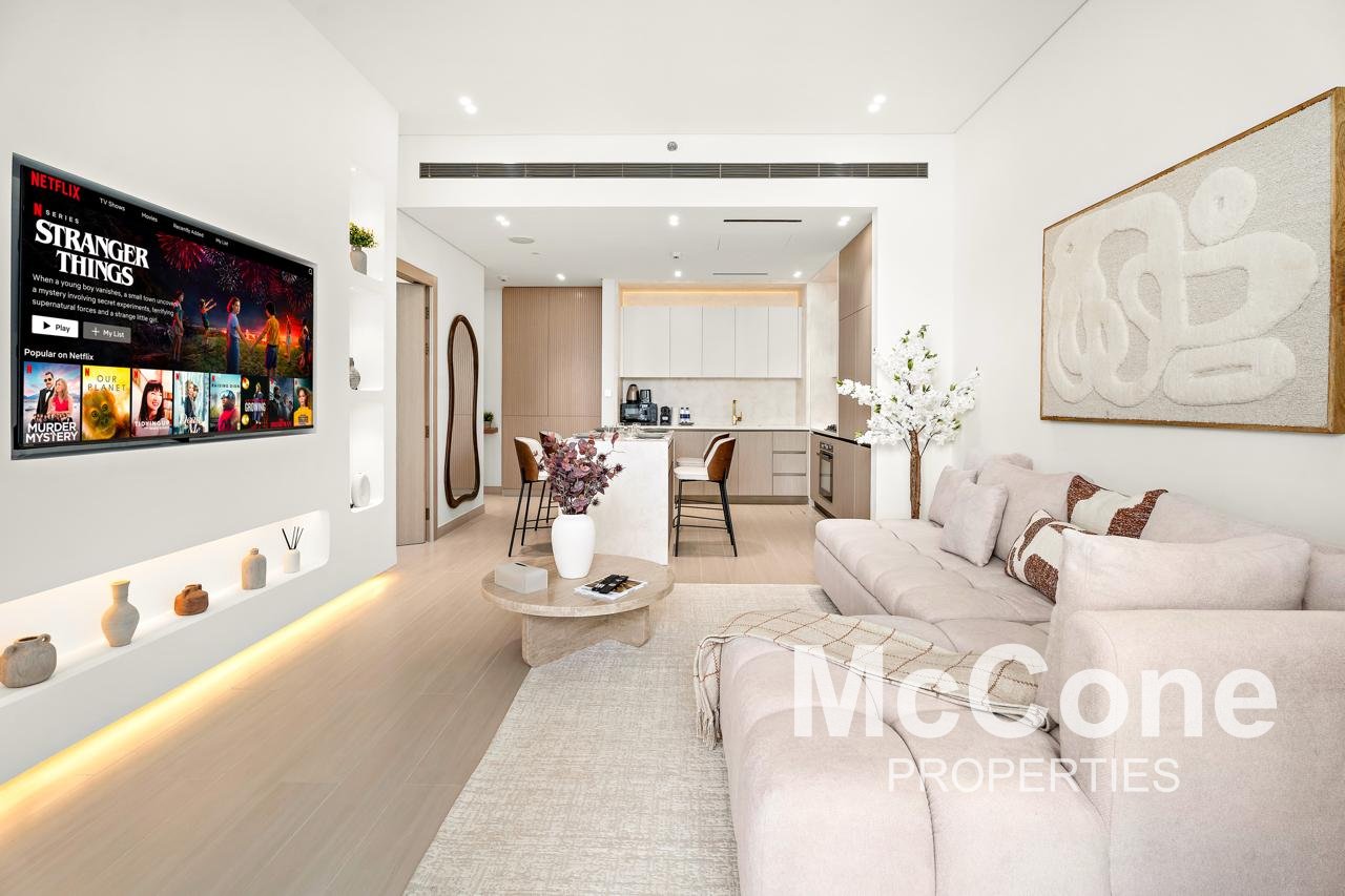 1 Bedroom Apartment for Rent in Binghatti Apex, Jumeirah Village Circle — photo 2 of 11