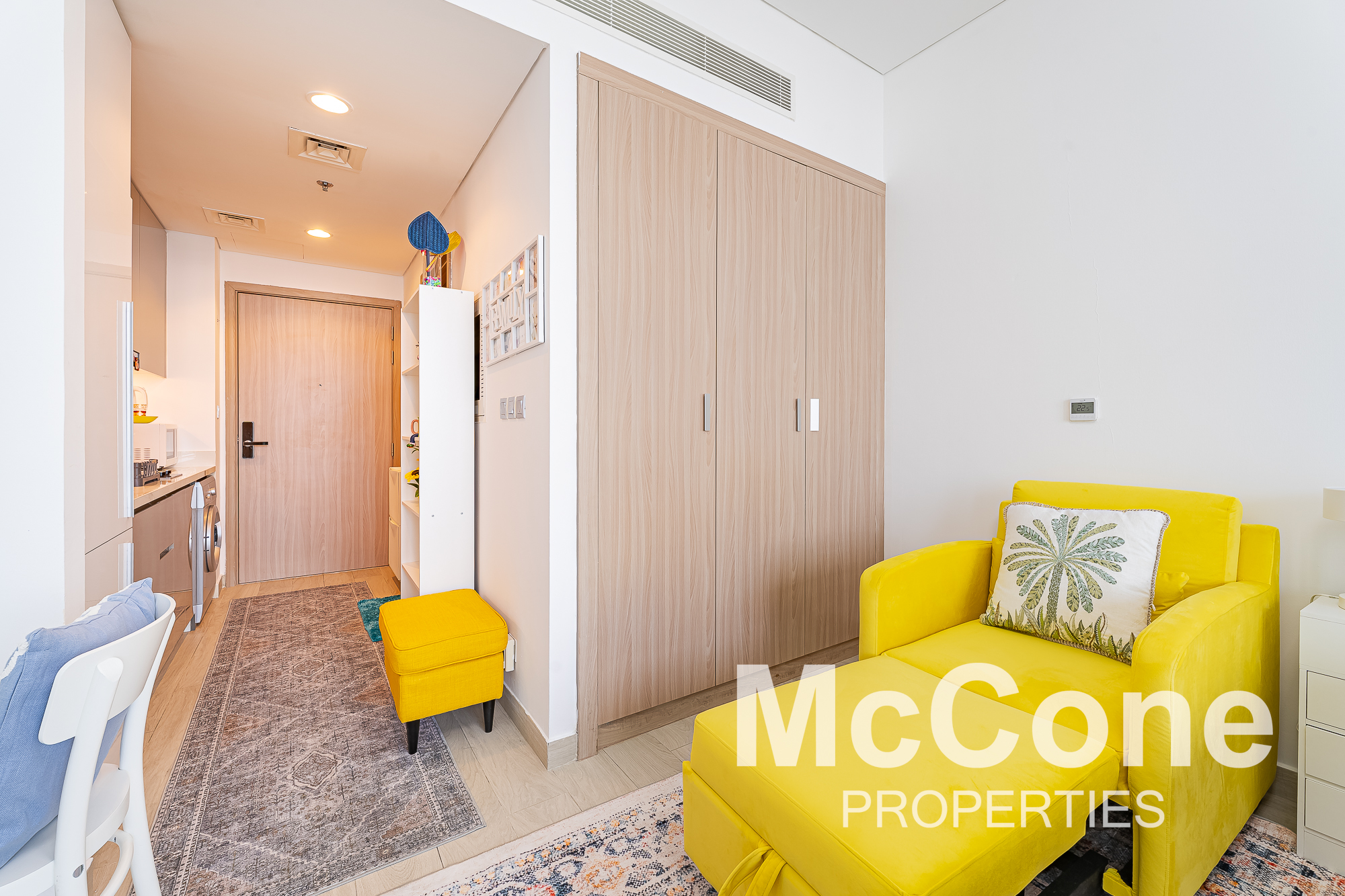 Studio Apartment for Rent in Farhad Azizi Residence, Al Jaddaf — photo 7 of 14