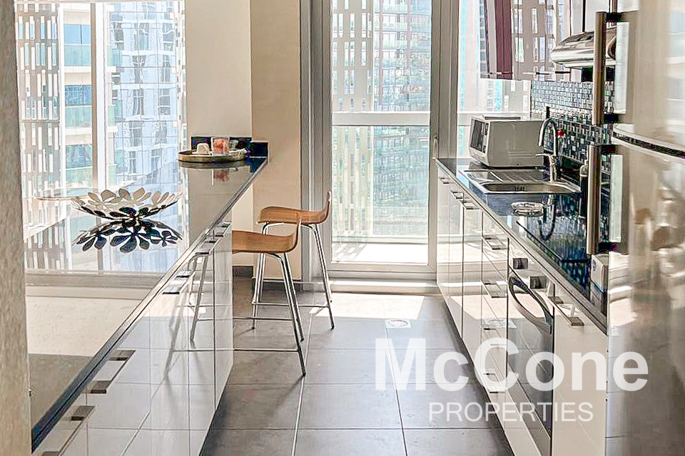 2 Bedroom Apartment for Rent in Cayan Tower, Dubai Marina — photo 7 of 19