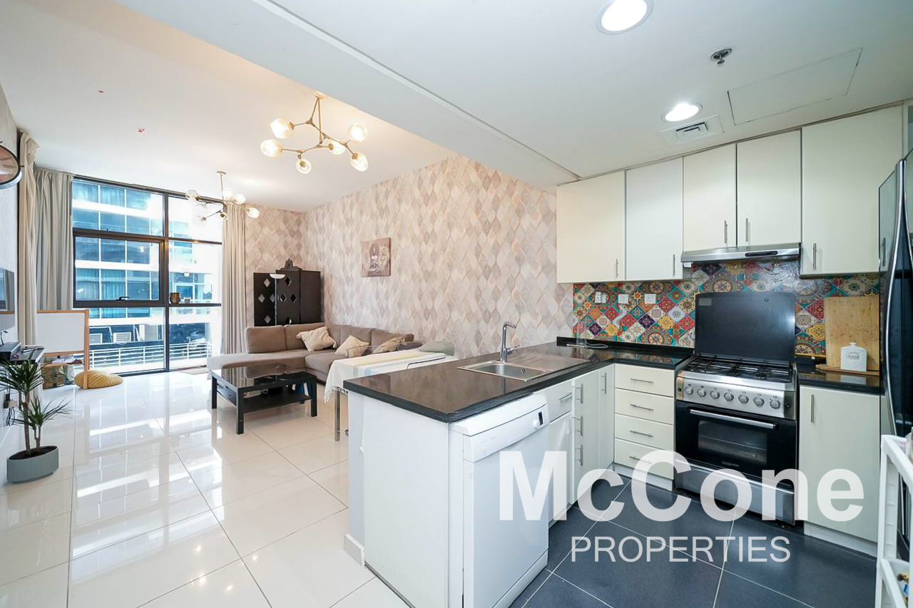 1 Bedroom Apartment for Rent in Golf Panorama B, Damac Hills — photo 4 of 15