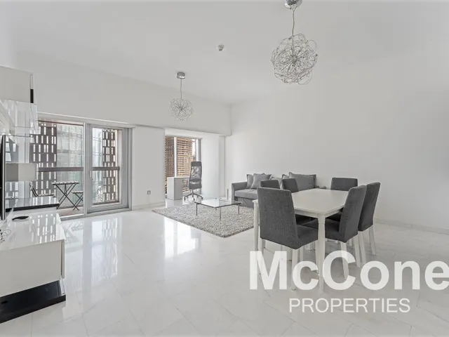 2 Bedroom Apartment for Rent in Cayan Tower, Dubai Marina
