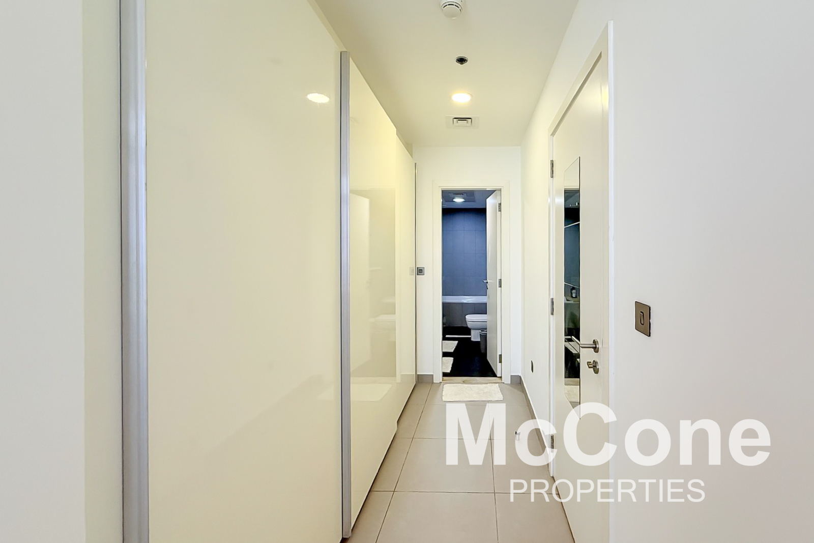 1 Bedroom Apartment for Rent in Royal Bay by Azizi, Palm Jumeirah — photograph 15 of 23