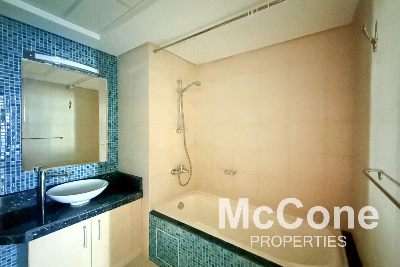 2 Bedroom Apartment for Rent in Al Das, Palm Jumeirah — photograph 19 of 28