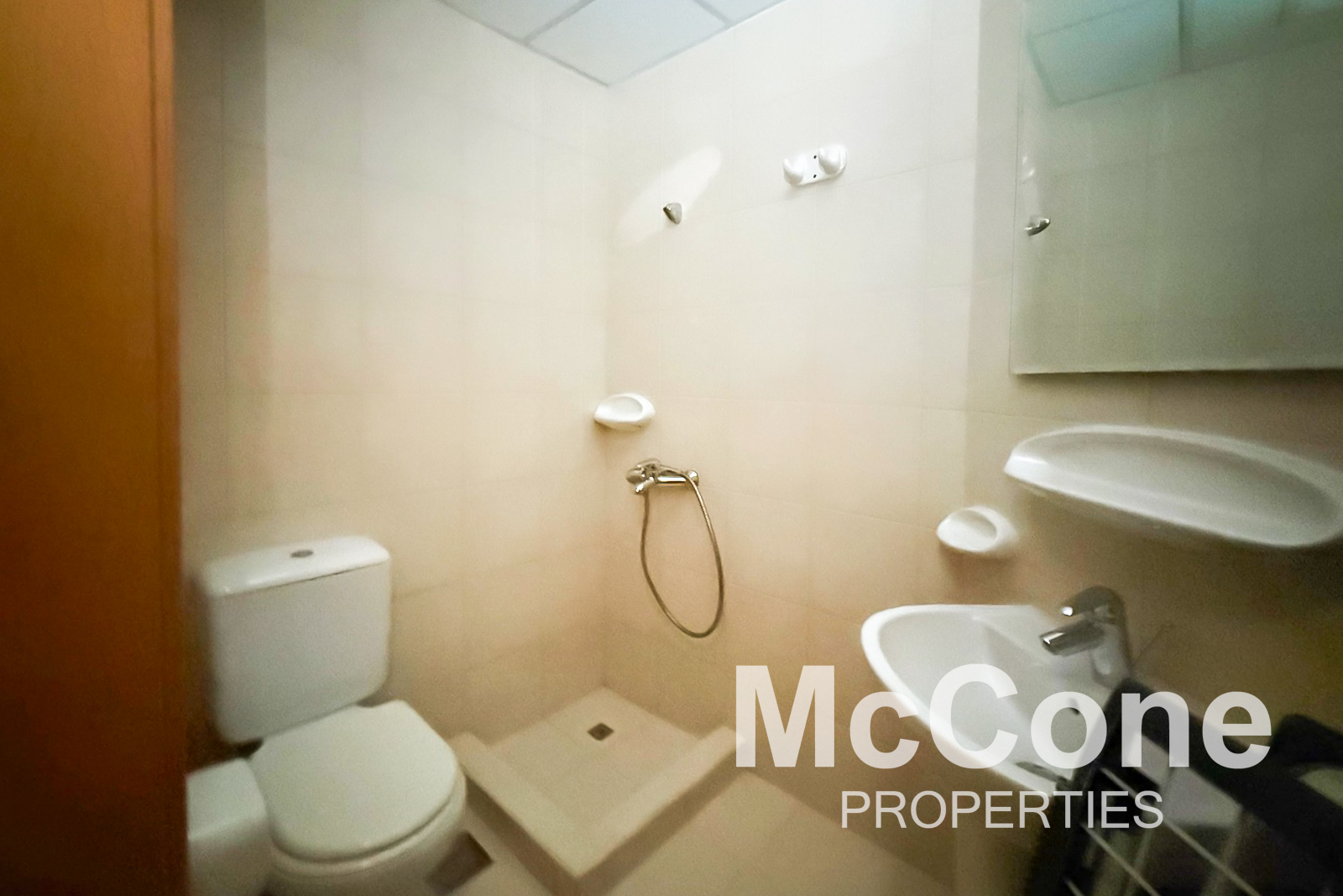 2 Bedroom Apartment for Rent in Al Das, Palm Jumeirah — photograph 24 of 28
