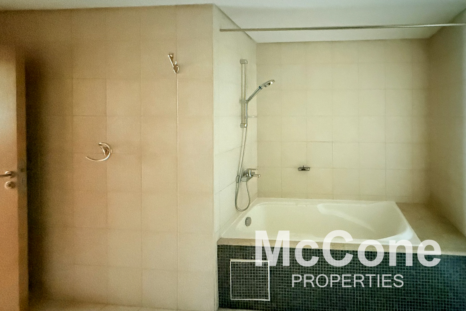 2 Bedroom Apartment for Rent in Al Das, Palm Jumeirah — photograph 20 of 30