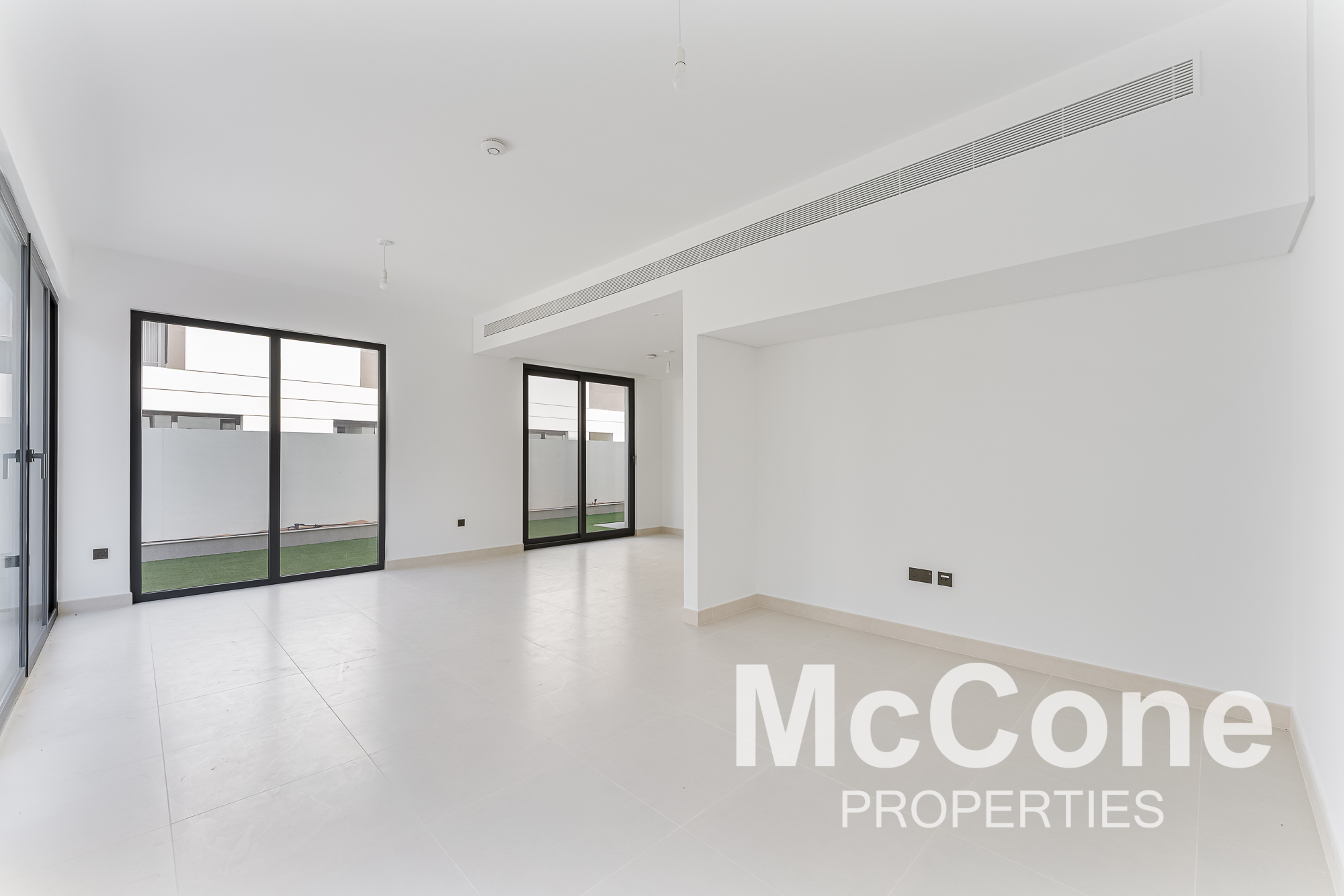 4 Bedroom Villa for Rent in Aura Gardens, Tilal Al Ghaf — photo 4 of 27