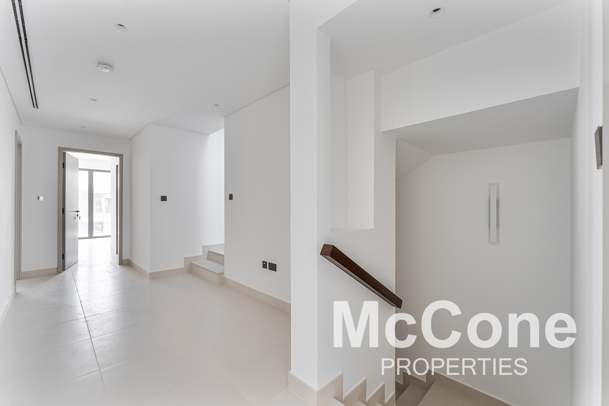 4 Bedroom Villa for Rent in Aura Gardens, Tilal Al Ghaf — photograph 10 of 27