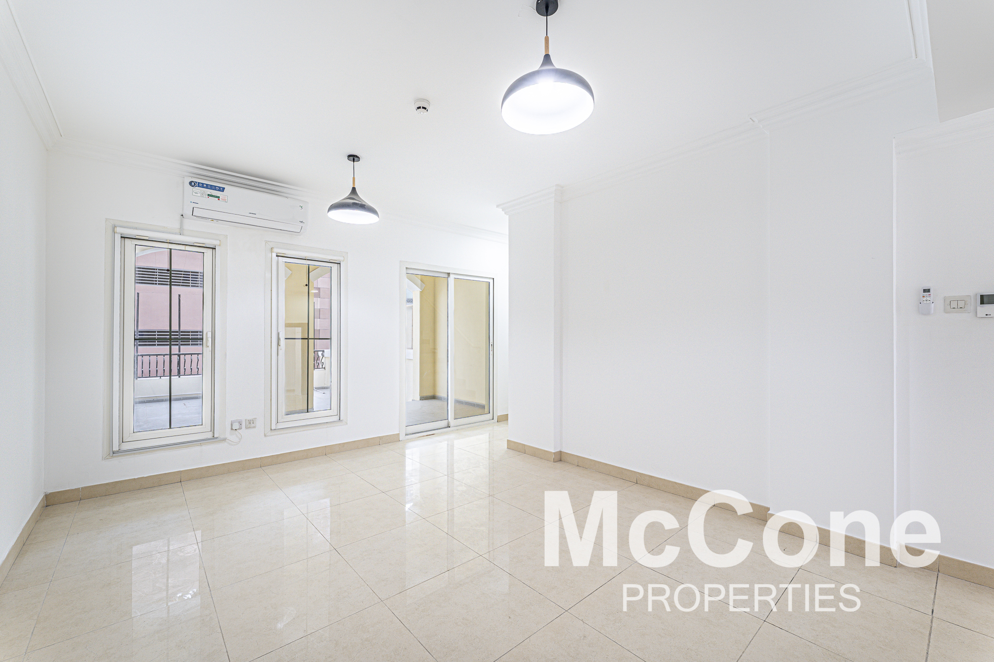 3 Bedroom Townhouse for Sale in Mirabella 3, Jumeirah Village Circle — photo 3 of 25