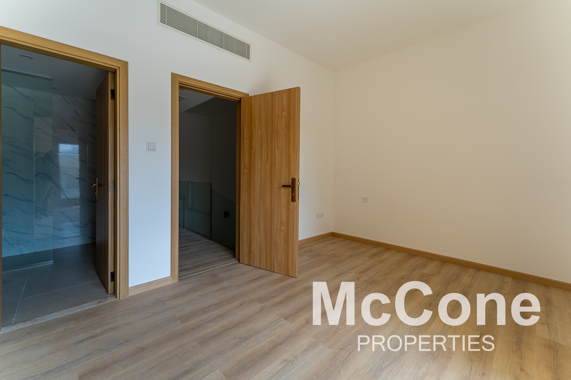 4 Bedroom Townhouse for Rent in Orchid Park, Jumeirah Village Circle — photograph 13 of 26