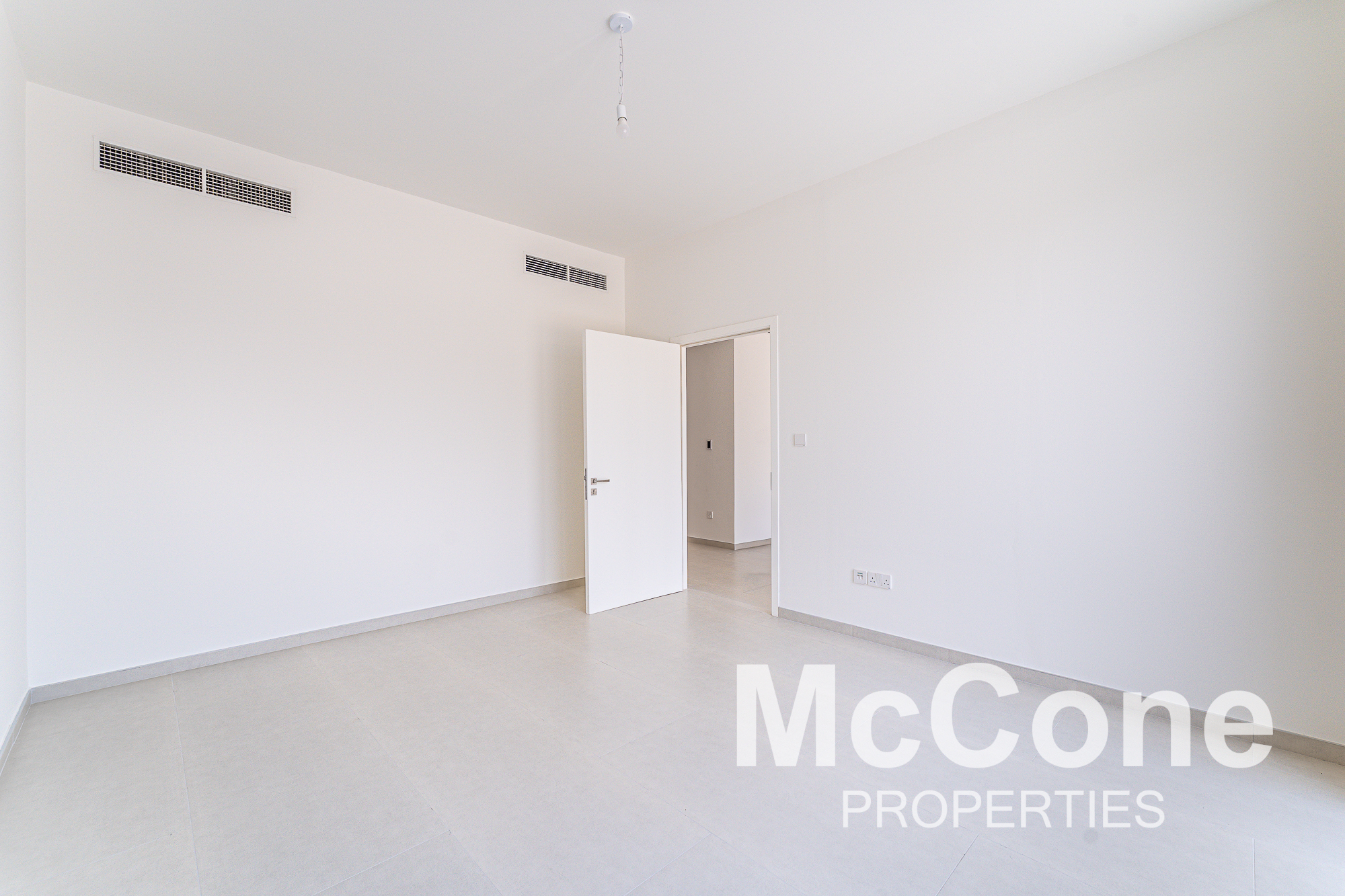 4 Bedroom Townhouse for Rent in Jebel Ali Village Townhouses, Jebel Ali — photo 3 of 20