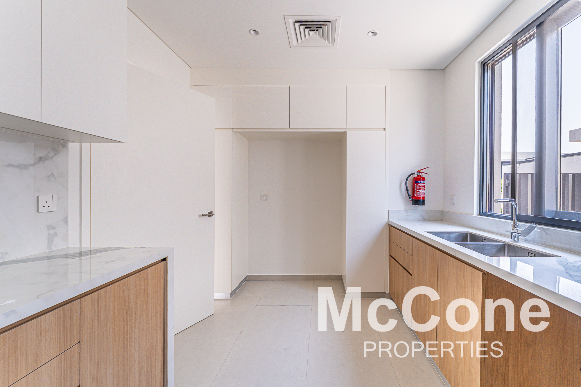 4 Bedroom Townhouse for Rent in Jebel Ali Village Townhouses, Jebel Ali — photo 5 of 20