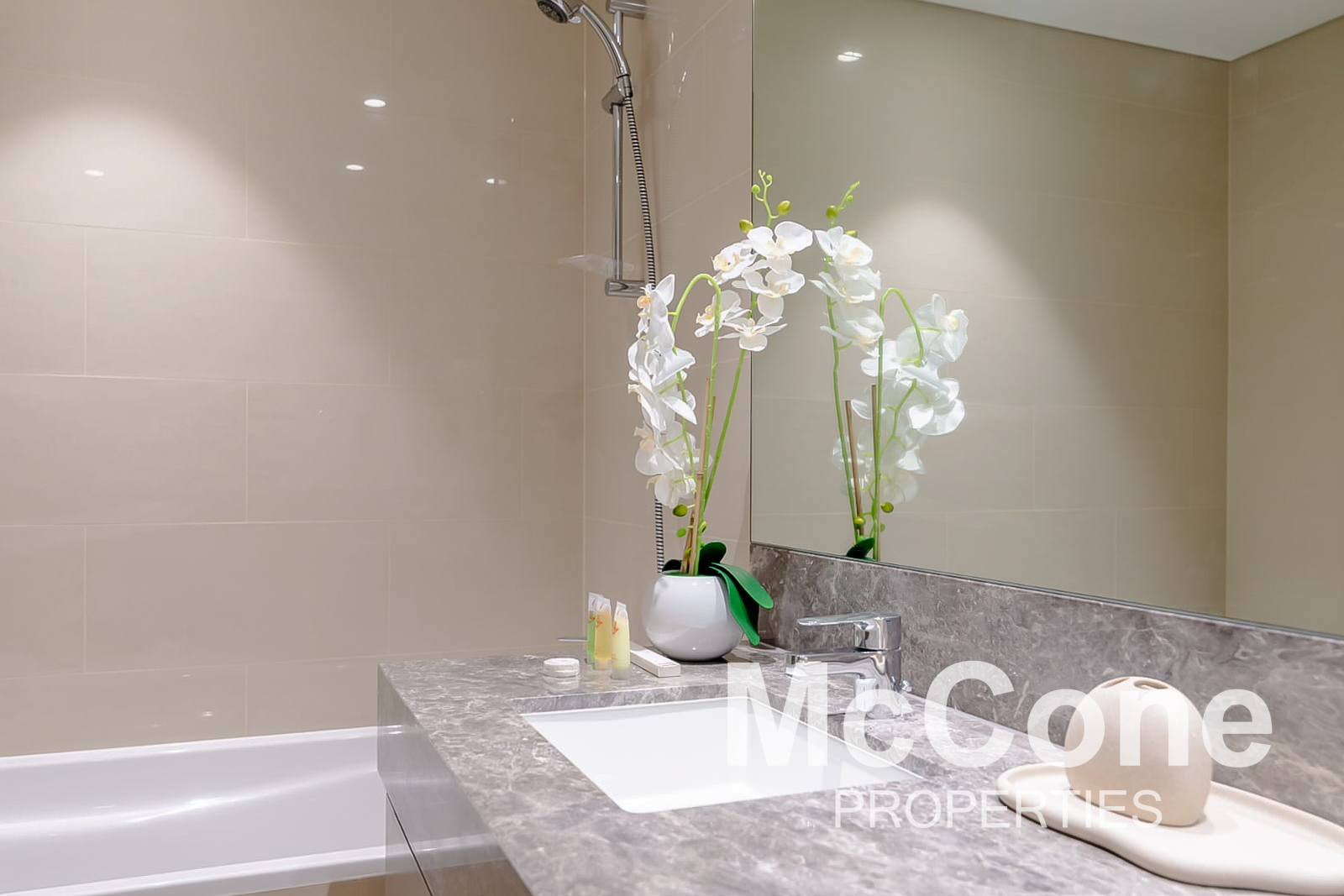 3 Bedroom Apartment for Rent in Act Two, Downtown Dubai — photograph 11 of 25