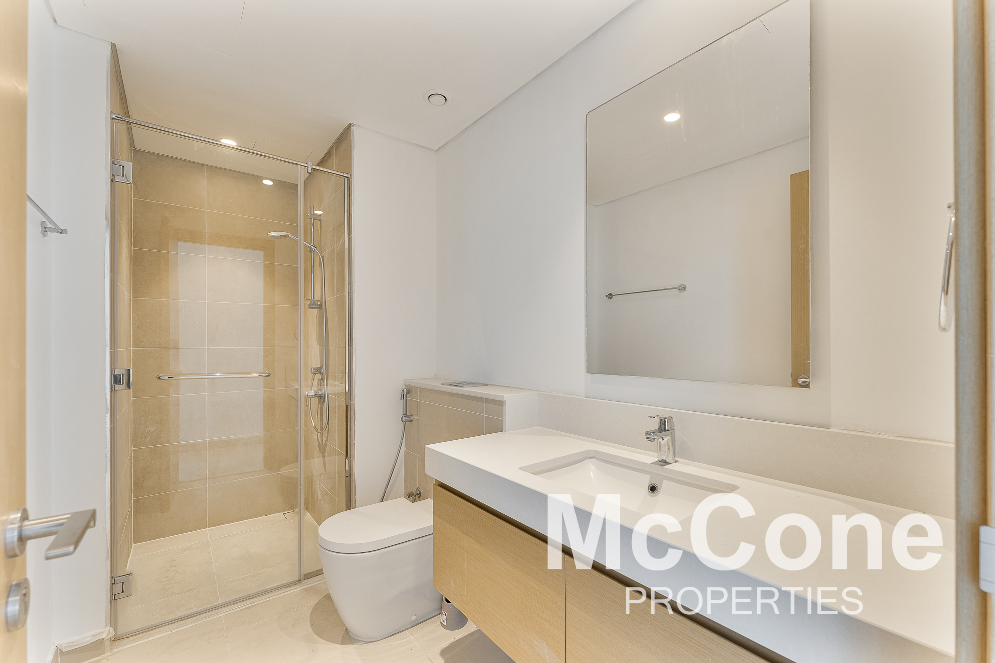 2 Bedroom Apartment for Rent in Harbour Gate Tower 1, Dubai Creek Harbour (The Lagoons) — photo 4 of 16