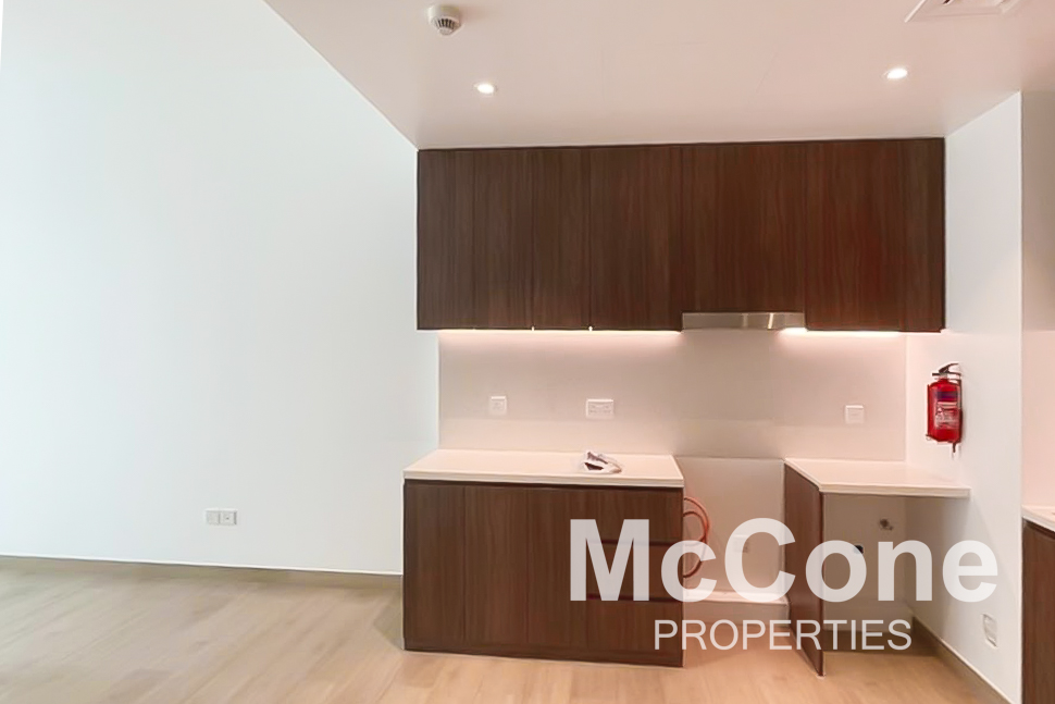1 Bedroom Apartment for Rent in La Cote Building 2, Jumeirah — photo 3 of 11