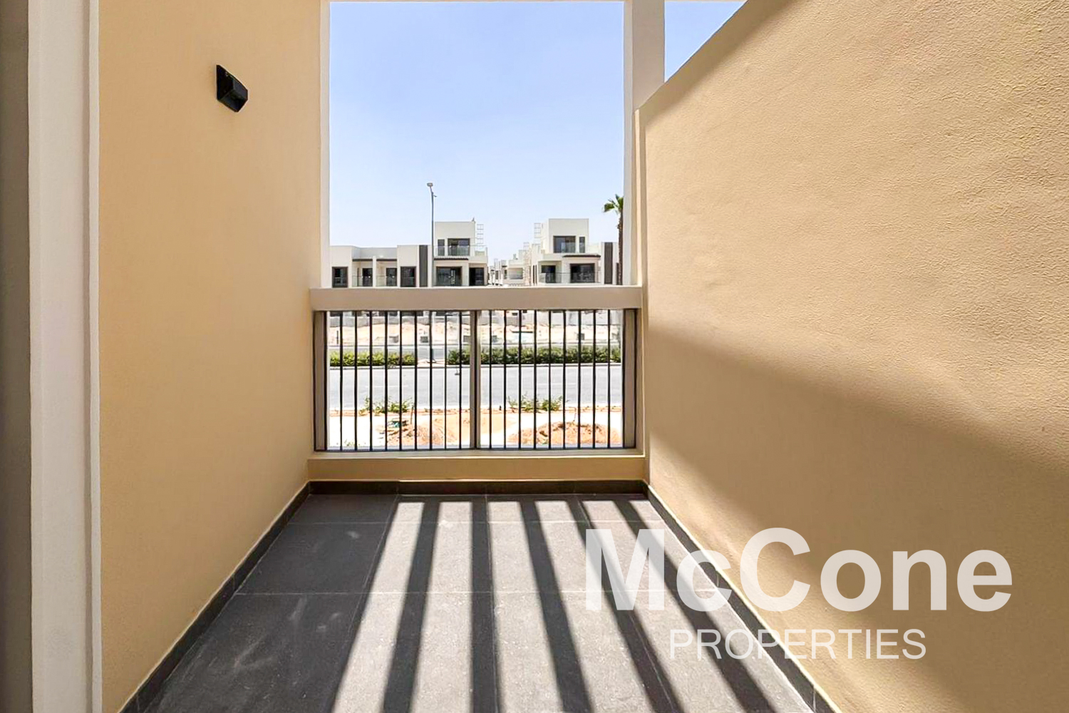 4 Bedroom Villa for Rent in Malta, Damac Lagoons — photo 9 of 10