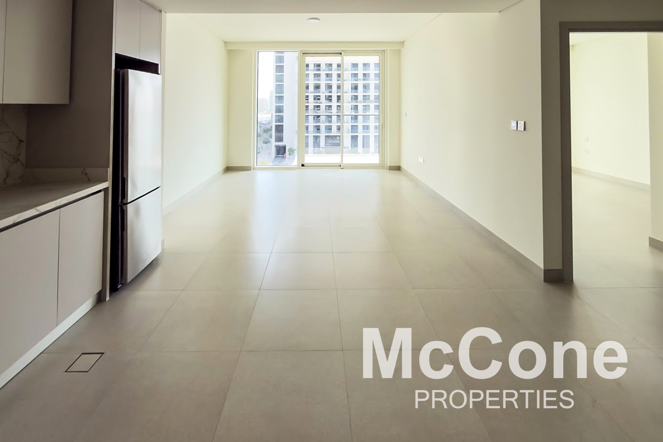 1 Bedroom Apartment for Rent in Beach Mansion Tower 2, Dubai Harbour — photo 2 of 19