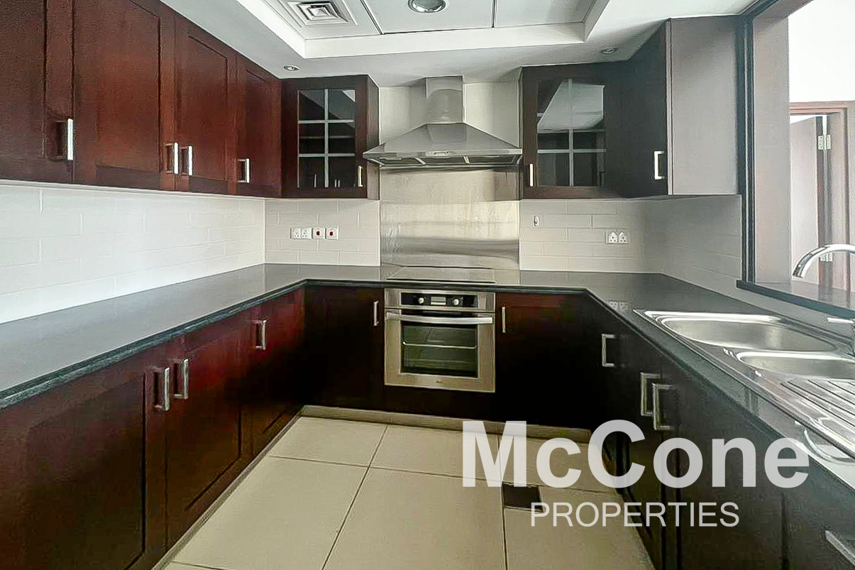 1 Bedroom Apartment for Rent in 29 Burj Boulevard Tower 2, Downtown Dubai — photo 3 of 16