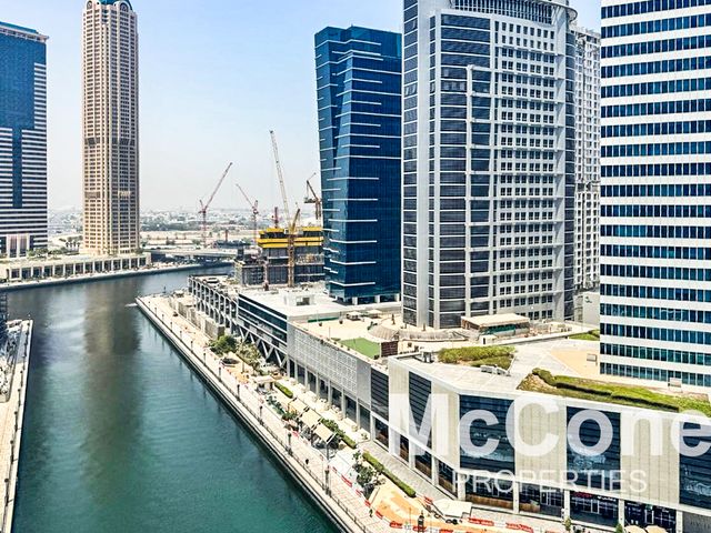 1 Bedroom Apartment for Rent in Peninsula One, Business Bay