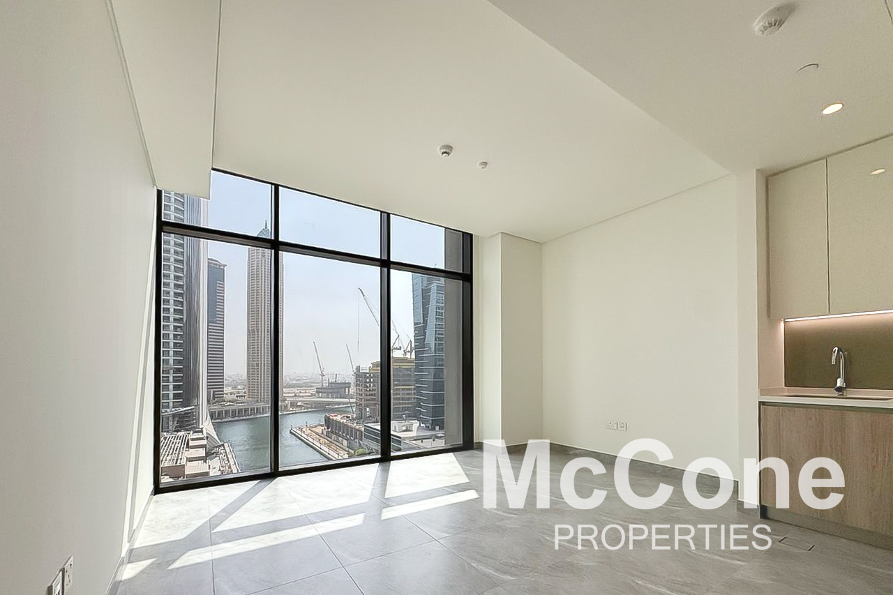 1 Bedroom Apartment for Rent in Peninsula One, Business Bay — photo 2 of 20