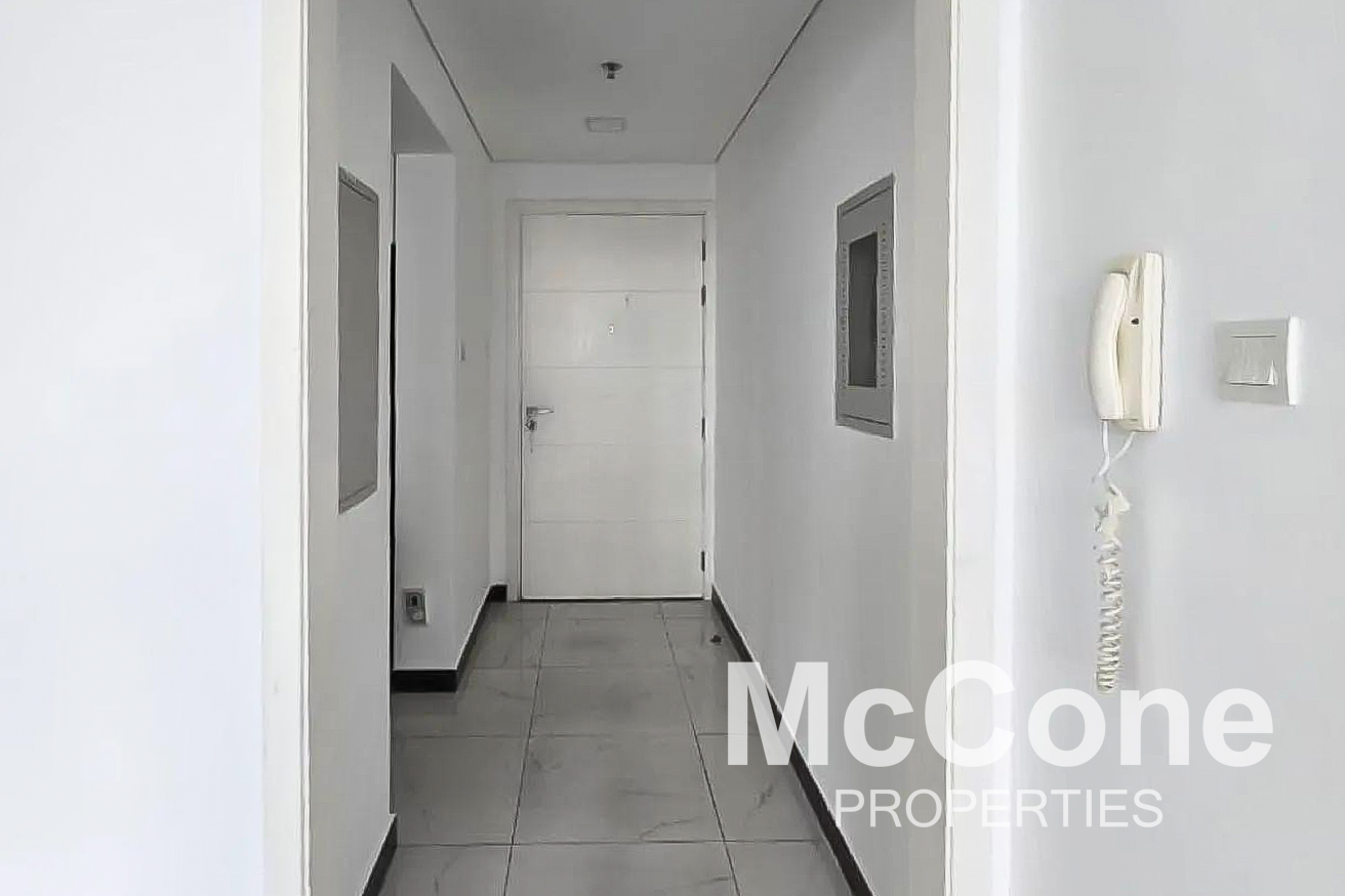 2 Bedroom Apartment for Rent in Crystal Residence, Jumeirah Village Circle — photograph 13 of 17
