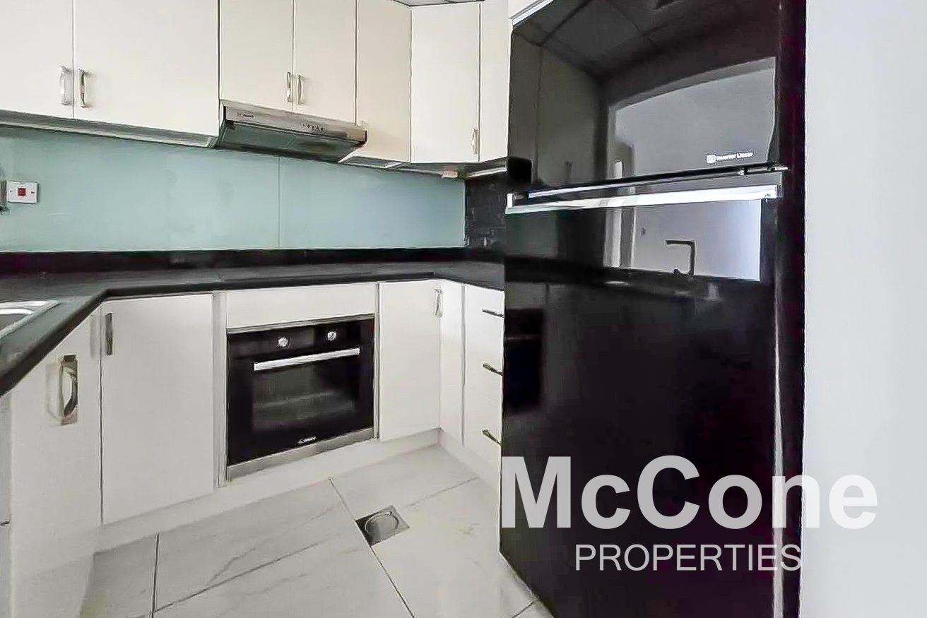 2 Bedroom Apartment for Rent in Crystal Residence, Jumeirah Village Circle — photo 5 of 17