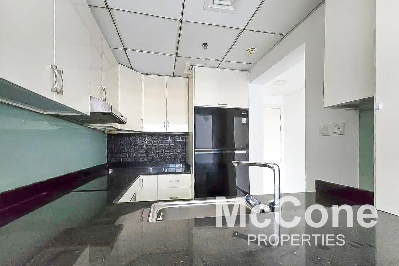 2 Bedroom Apartment for Rent in Crystal Residence, Jumeirah Village Circle — photo 6 of 17