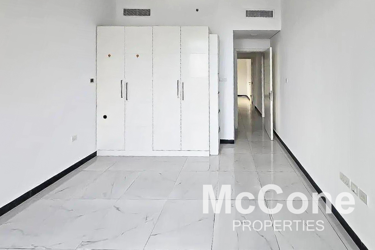 2 Bedroom Apartment for Rent in Crystal Residence, Jumeirah Village Circle — photograph 10 of 17