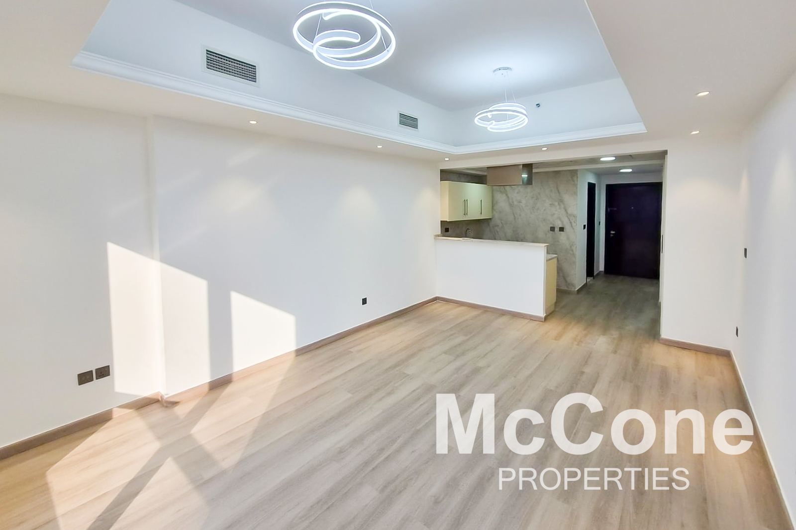 Studio Apartment for Rent in Al Waleed Paradise, Jumeirah Lake Towers — photo 4 of 10
