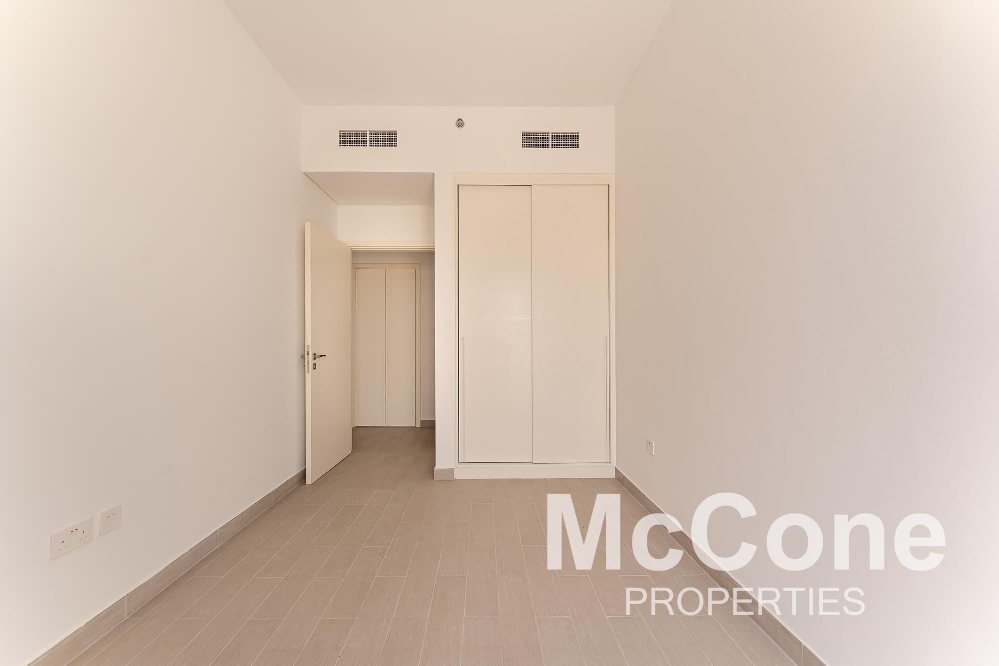 2 Bedroom Apartment for Rent in Golfville Block A, Dubai Hills Estate — photo 9 of 10