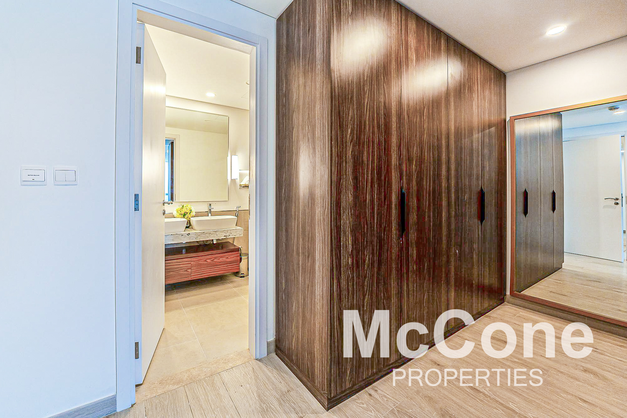 2 Bedroom Apartment for Rent in Rahaal 1, Umm Suqeim — photograph 13 of 18