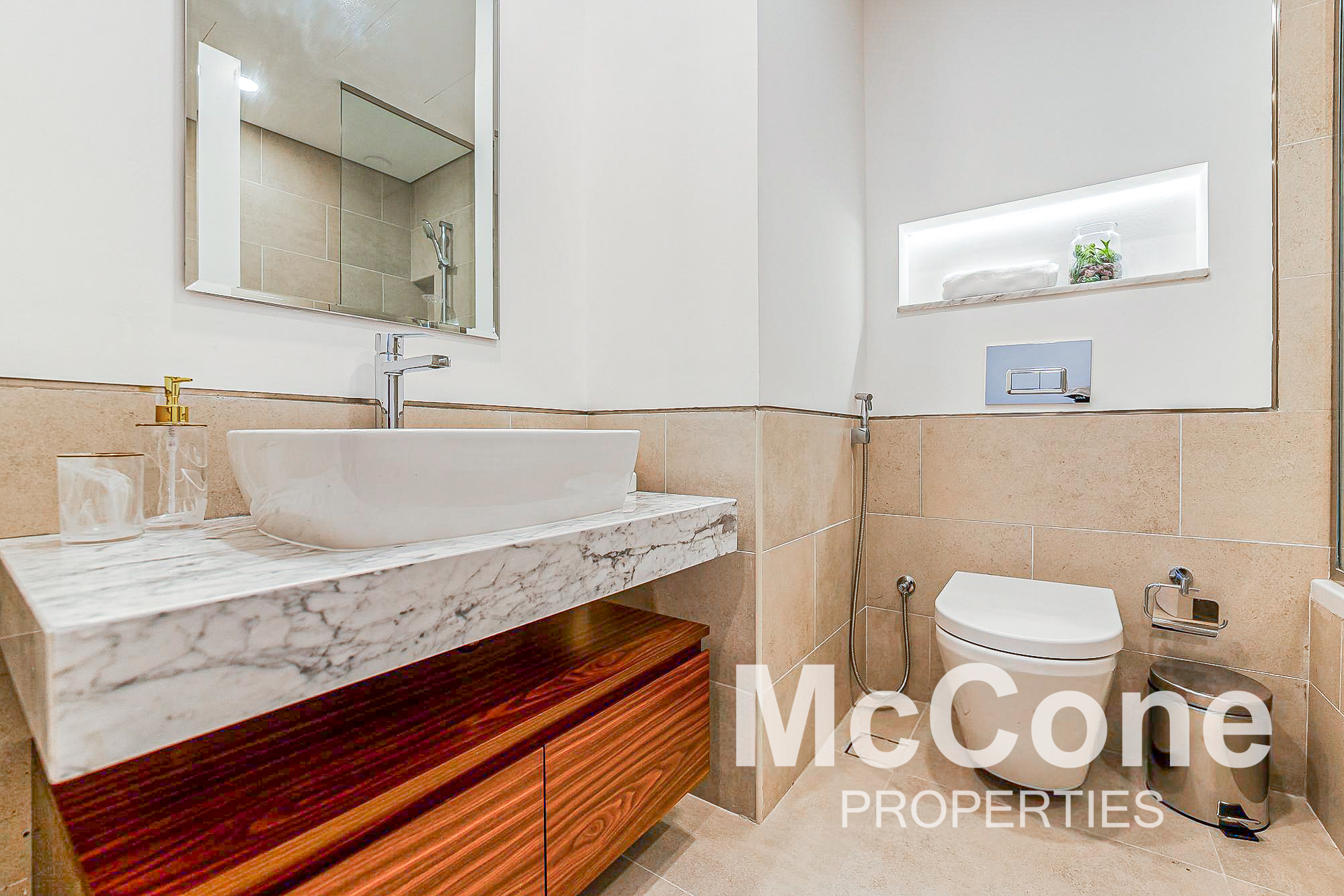 2 Bedroom Apartment for Rent in Rahaal 1, Umm Suqeim — photograph 15 of 18