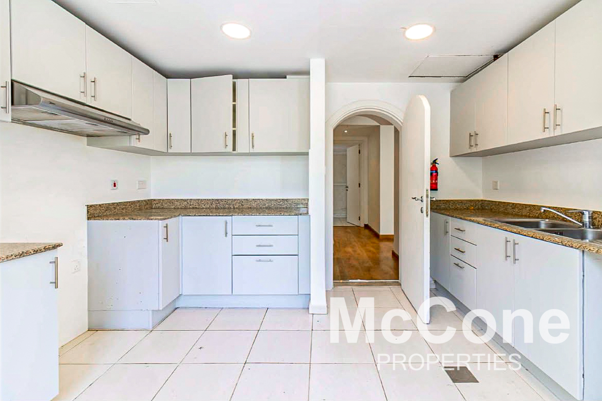 3 Bedroom Townhouse for Rent in Springs 5, The Springs — photo 3 of 15