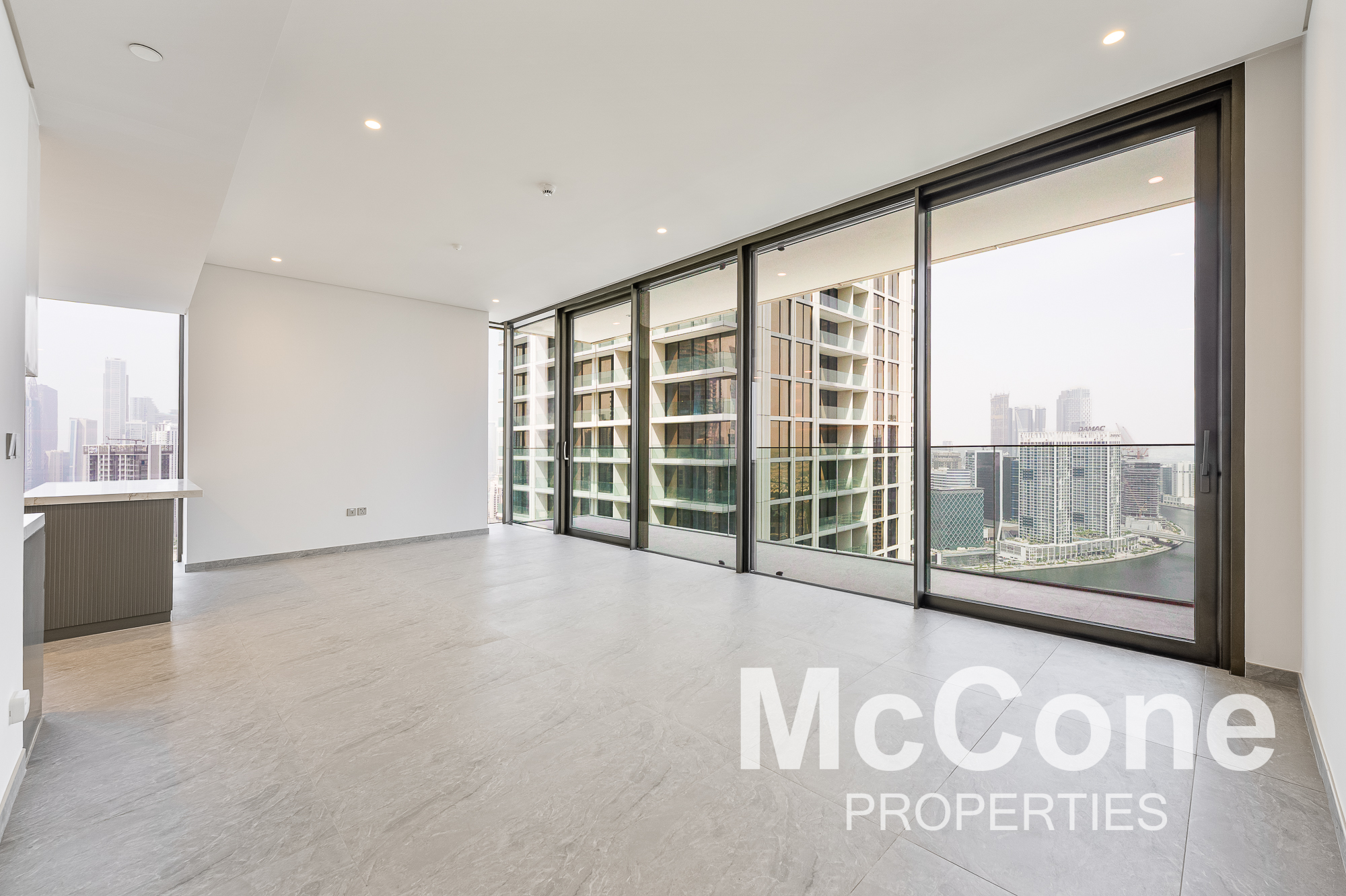 3 Bedroom Apartment for Rent in Peninsula Four, Business Bay — photo 2 of 30